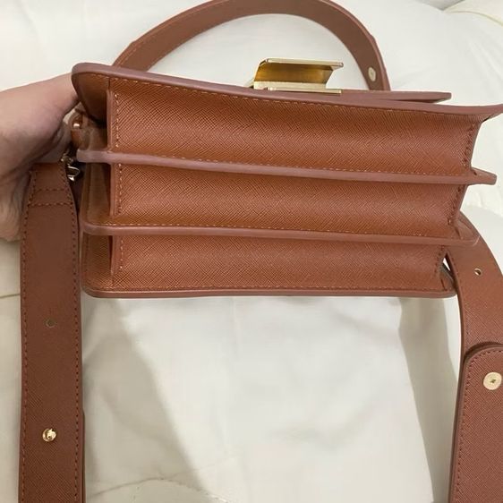ส่งต่อ กระเป๋า Atreasurebox รุ่น Canvas สี Brown Layer Box Size S 🤎🤍 รูปที่ 5
