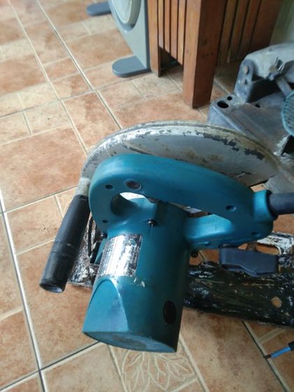 หายเร็วเดือน 9 นิ้วยี่ห้อ makita 1,200 บาท