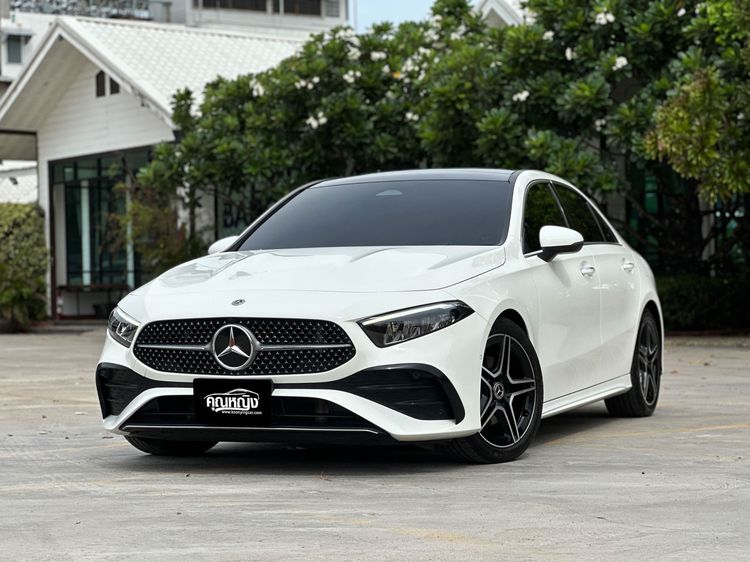รถ Mercedes-Benz A-Class A200 สี ขาว