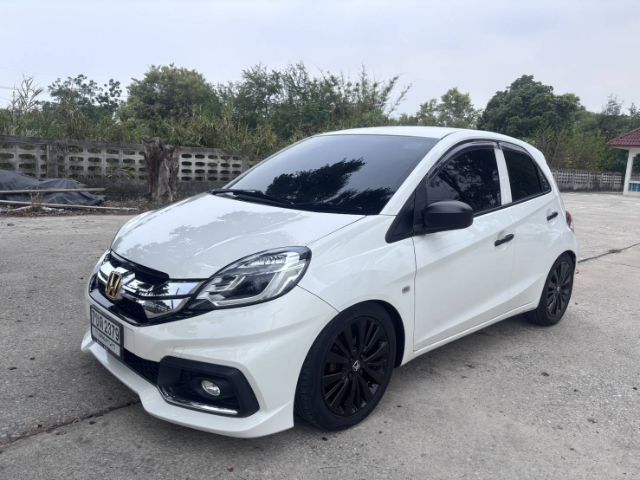 รถ Honda Brio 1.2 V สี ขาว