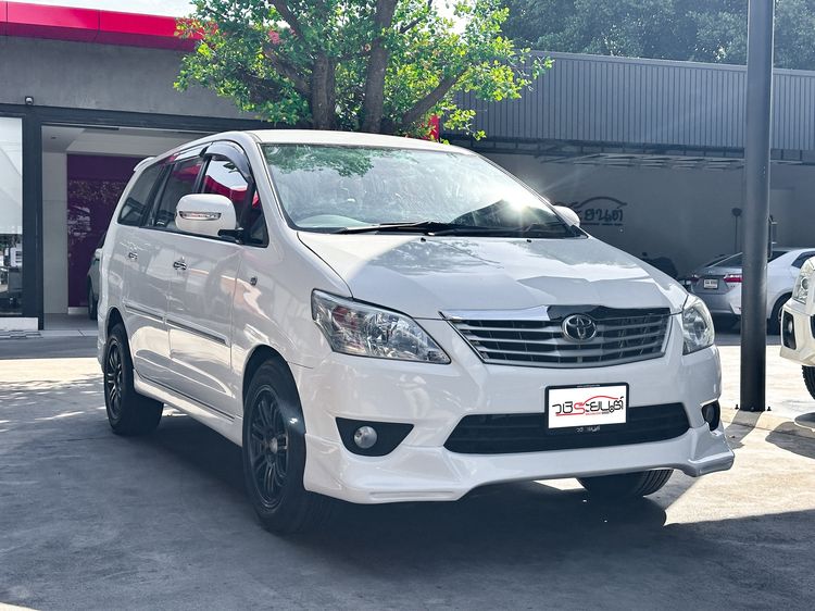 Toyota Innova 2012 2.0 G Utility-car เบนซิน เกียร์อัตโนมัติ ขาว รูปที่ 3