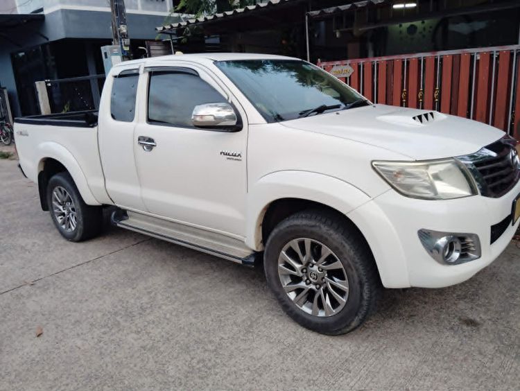 Toyota Hilux Vigo 2015 2.5 Prerunner E Pickup ดีเซล ขาว รูปที่ 2
