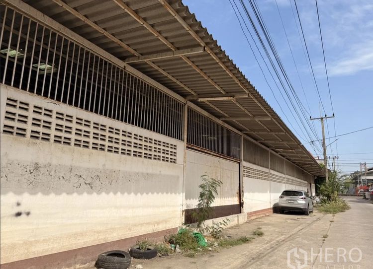 ให้เช่าโกดัง คลังสินค้า 1,512 ตร.ม. ลาดสวาย ลำลูกกา ปทุมธานี พร้อมสำนักงานและชั้นลอย รูปที่ 2