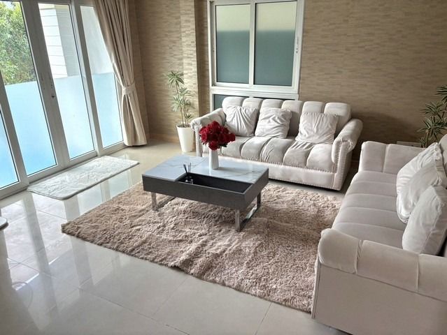 ให้เช่า บ้านเดี่ยว2 ชั้น 67ตรว.(เกษตร-นวมินทร์) ทะลุซอยรามอินทรา 14 ใกล้ตลาดนัดเลียบด่วนรามอินทรา รูปที่ 2