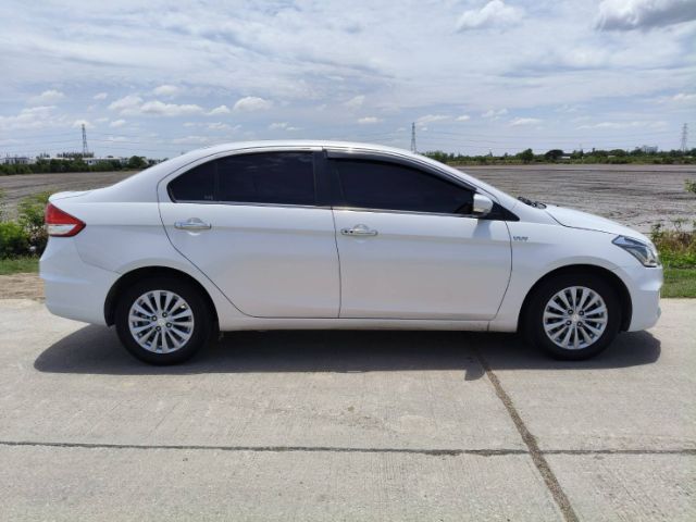 Suzuki Ciaz 2016 1.2 GLX Sedan เบนซิน ไม่ติดแก๊ส เกียร์อัตโนมัติ ขาว รูปที่ 2