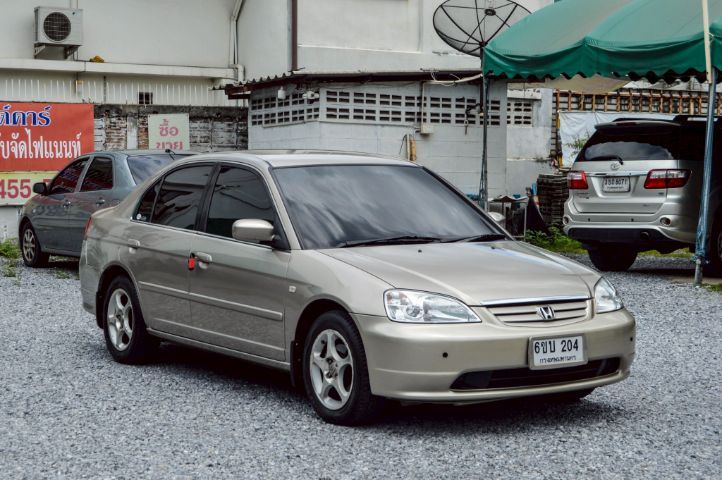 รถ Honda Civic 1.7 VTi สี น้ำตาล