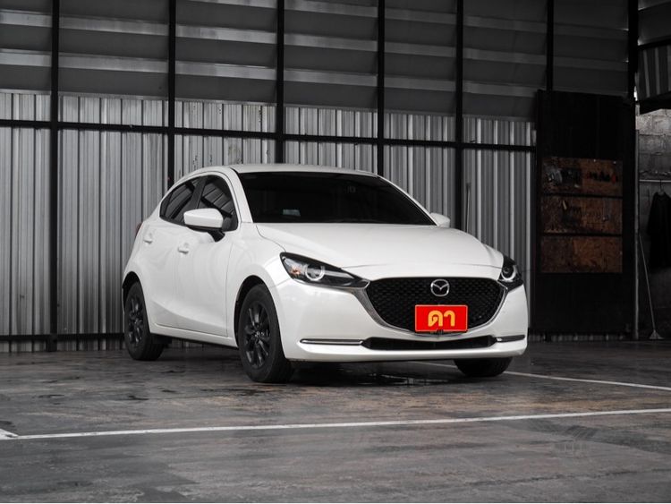 Mazda Mazda 2 2023 1.3 Skyactiv-G S Leather Sports Sedan เบนซิน ไม่ติดแก๊ส เกียร์อัตโนมัติ ขาว รูปที่ 2