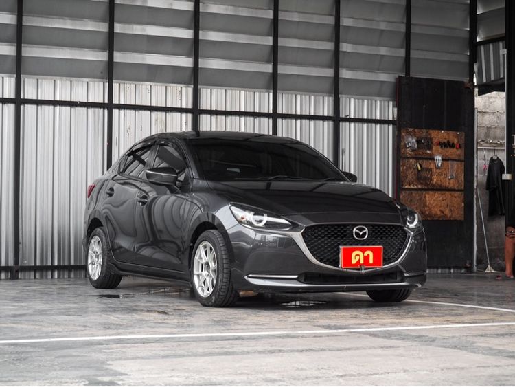 Mazda Mazda 2 2020 1.3 Skyactiv-G S Leather Sedan Sedan เบนซิน ไม่ติดแก๊ส เกียร์อัตโนมัติ เทา รูปที่ 2