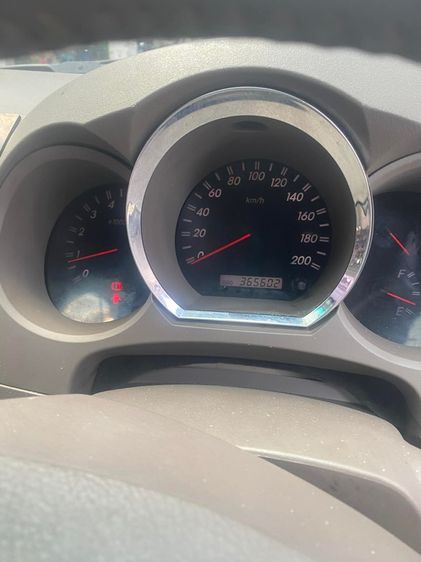 รถ Toyota Fortuner 3.0 V 4WD สี เทา