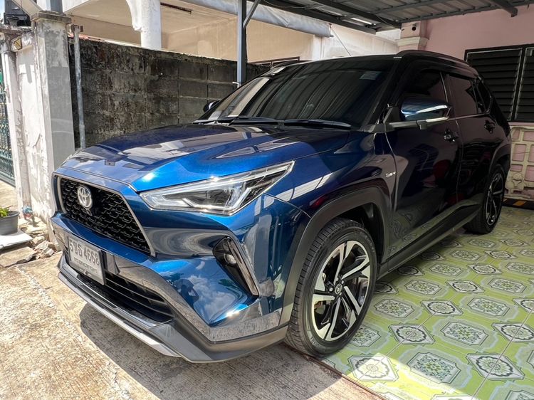 รถ Toyota Yaris Cross 1.5 HEV Premium Luxury สี กรมท่า