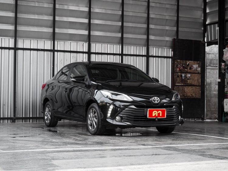Toyota Vios 2021 1.5 Mid Sedan เบนซิน ไม่ติดแก๊ส เกียร์อัตโนมัติ ดำ รูปที่ 2