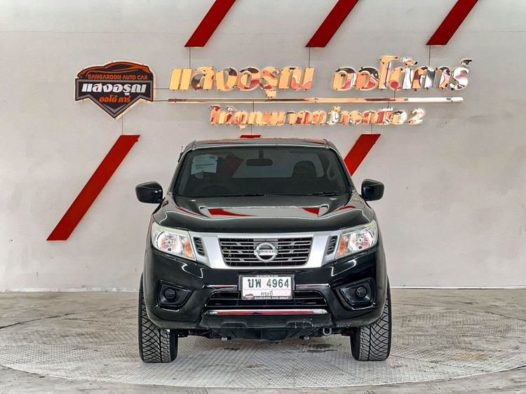 Nissan NP300-NAVARA 2017 2.5 S Pickup ดีเซล ไม่ติดแก๊ส เกียร์ธรรมดา ดำ รูปที่ 2