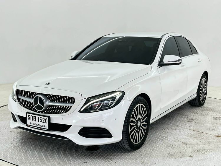 รถ Mercedes-Benz C-Class C350e สี ขาว