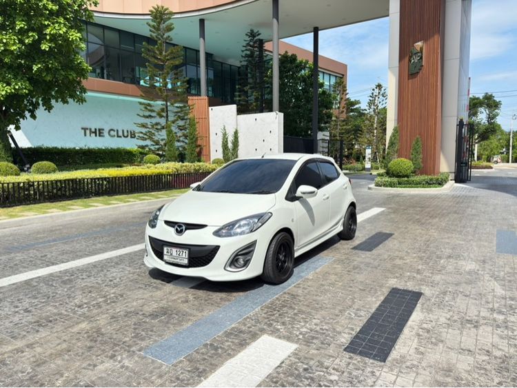 Mazda Mazda 2 2011 1.5 Spirit Sports Sedan เบนซิน ไม่ติดแก๊ส เกียร์อัตโนมัติ ขาว รูปที่ 3