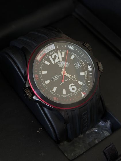 HAMILTON Khaki Automatic Navy GMT Black Dial Diver 42 mm AT Men's Watch H77585335 รูปที่ 6