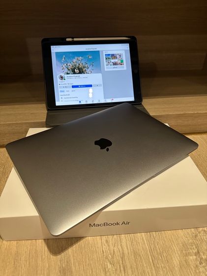 Apple 256 GB MacBook Air M1 13 สี Space Gray