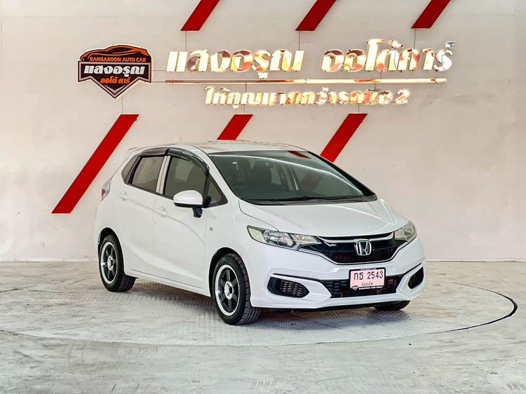 Honda Jazz 2018 1.5 S Sedan เบนซิน ไม่ติดแก๊ส เกียร์อัตโนมัติ ขาว รูปที่ 3