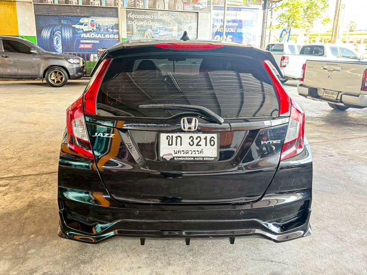 Honda Jazz 2017 1.5 S Sedan เบนซิน ไม่ติดแก๊ส เกียร์อัตโนมัติ ดำ รูปที่ 4