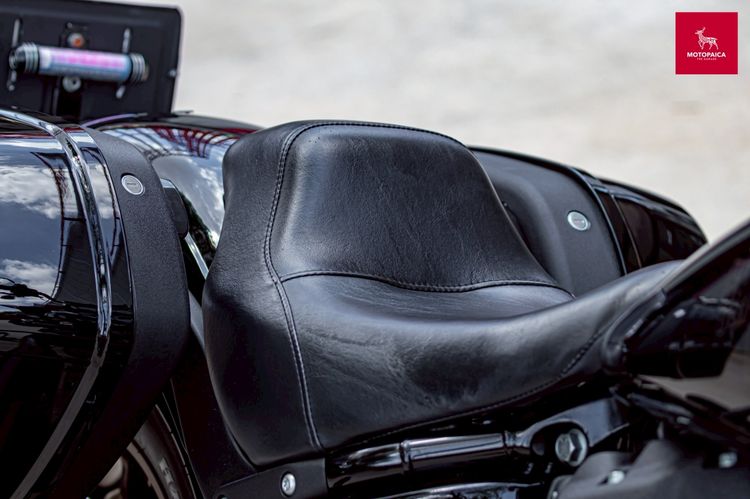 Harley Davidson LowRider S117 ปี2022 มือเดียว วิ่ง1,800Mi แต่งครบ รูปที่ 16