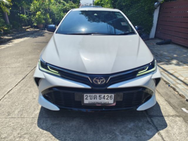 Toyota Corolla 2022 Altis 1.8 Sport Sedan ไฮบริด ไม่ติดแก๊ส เกียร์อัตโนมัติ ขาว รูปที่ 2