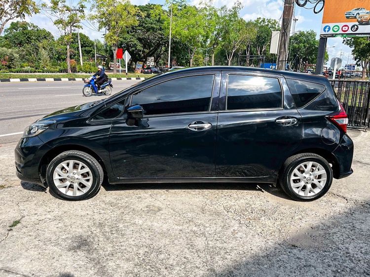 Nissan Note 2018 1.2 V Sedan เบนซิน ไม่ติดแก๊ส เกียร์อัตโนมัติ ดำ รูปที่ 4