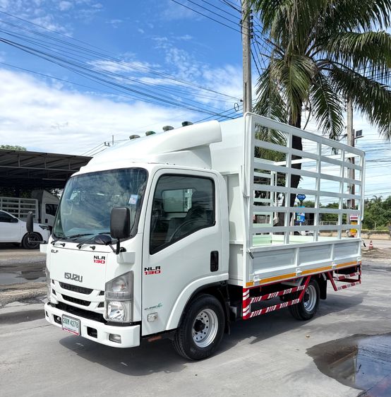 รถ ISUZU NLR 130 แรง ปี 2563   รถห้างแท้ (4 ล้อไม่ติดเวลา)กะบะคอกสูง ยาว 3.50 ม กว้าง 1.90 ม. รถสวย มือเดียว รูปที่ 4