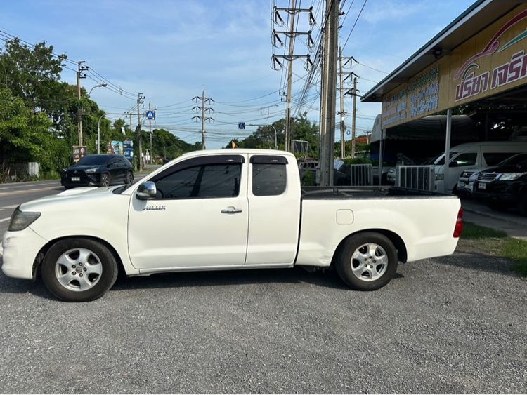 Toyota Hilux Vigo Champ 2013 Smart Cab 2.5 G VNT Pickup ดีเซล ไม่ติดแก๊ส เกียร์ธรรมดา ขาว รูปที่ 3