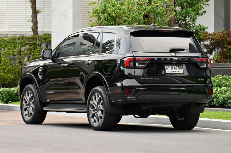 Ford Everest 2023 2.0 Bi-Turbo Titanium+ 4WD Utility-car ดีเซล ไม่ติดแก๊ส เกียร์อัตโนมัติ ดำ รูปที่ 3