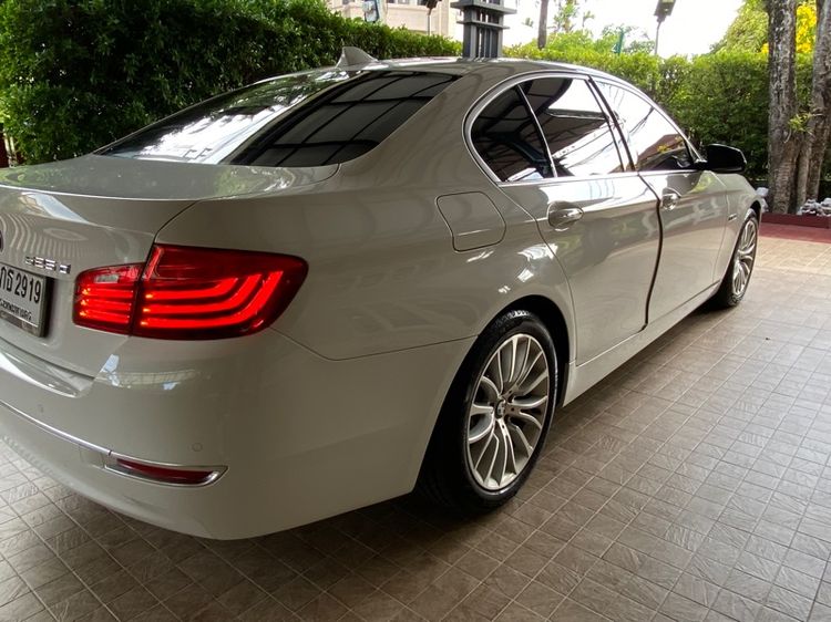 BMW Series 5 2015 Sedan ดีเซล เกียร์อัตโนมัติ ขาว รูปที่ 3