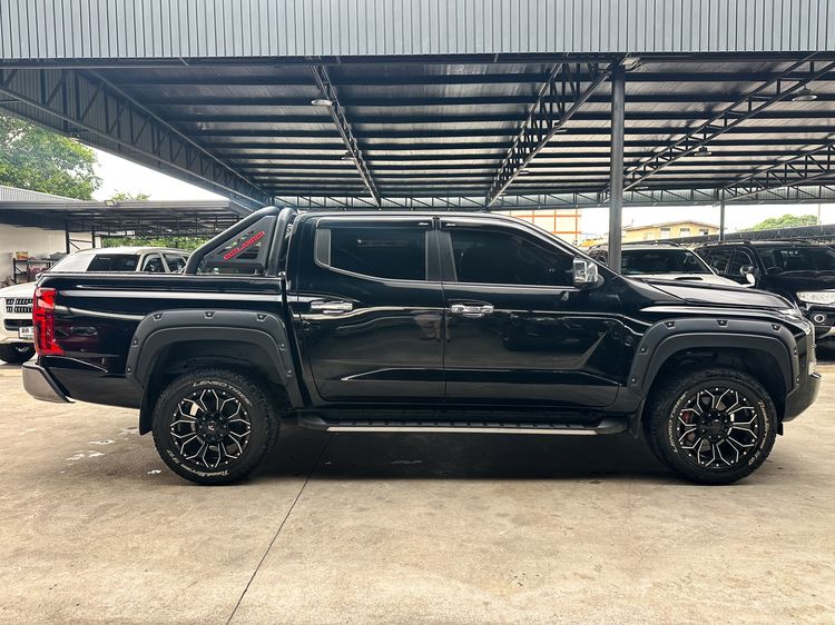 Mitsubishi Triton 2025 All New Double Cab 2.4 Plus Ultra Pickup ดีเซล เกียร์อัตโนมัติ ดำ รูปที่ 4