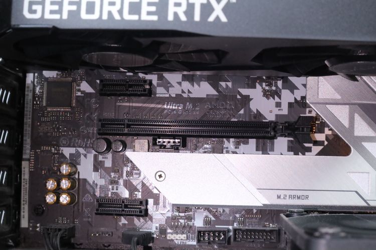 Comset Gaming Core I7-10700F RTX2060 RAM16.SSD500+240GB รูปที่ 11