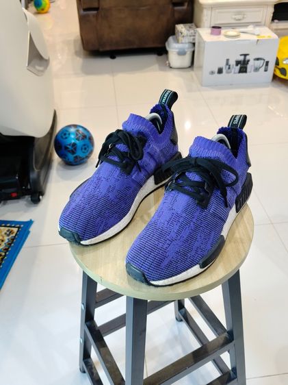 ม่วง ผ้าใบ รองเท้าผ้าใบ รองเท้ามือสอง  Nmd R1 pk ขนาด เบอร์ 43.5 us 9.5 Uk 9 ยาว 275