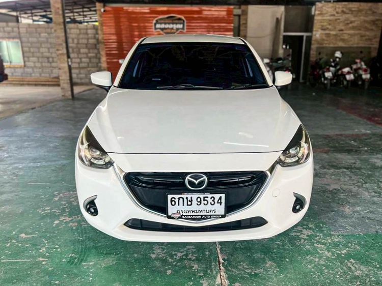 Mazda Mazda 2 2017 1.3 High Plus Sedan เบนซิน ไม่ติดแก๊ส เกียร์อัตโนมัติ ขาว รูปที่ 2