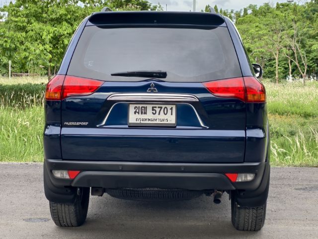 Mitsubishi Pajero 2012 2.5 VG Turbo Van ดีเซล เกียร์อัตโนมัติ น้ำเงิน รูปที่ 2