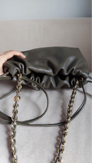 กระเป๋าสะพาย Loewe สีเขียวขี้ม้า รูปที่ 7