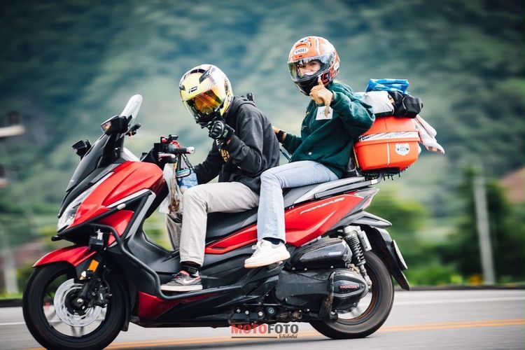 ขาย Honda Forza350 ปี2021 สีแดง-ดำ (สายทัวร์ริ่ง)
