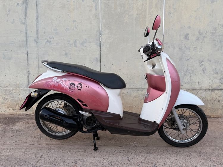 Honda Scoopy-i  หัวฉีด ประหยัดน้ำมัน สีชมพู-ขาว หวานๆ ทรงน่ารัก โดนใจสภาพดี  รูปที่ 4