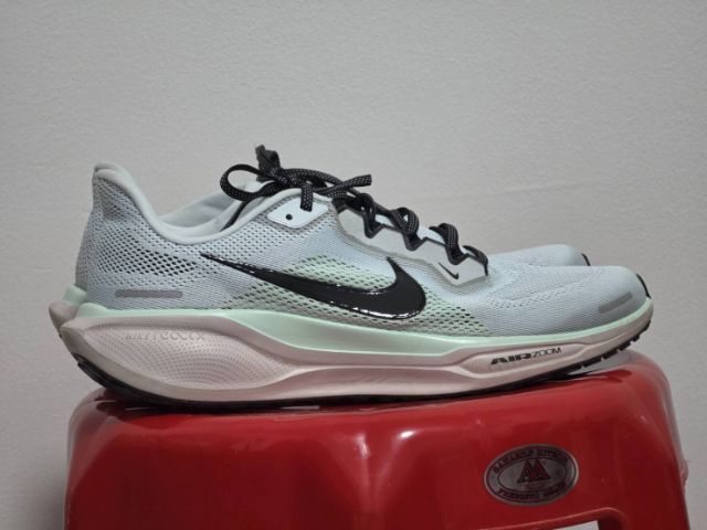 ผู้ชาย ฟ้า รองเท้าวิ่ง Nike Pegasus41 ของแท้มือสอง