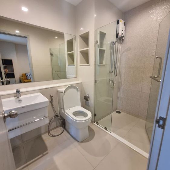 life sukhumvit62 วิวสวย ติดสวนส่วนกลาง 35ตรม. เพียง 17000-ต่อเดือน ทักแชต line paolin1 รูปที่ 2