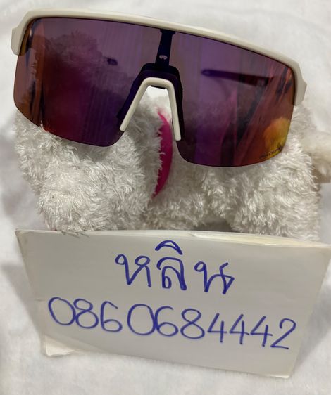 แว่นตากันแดด Oakley แว่นตา