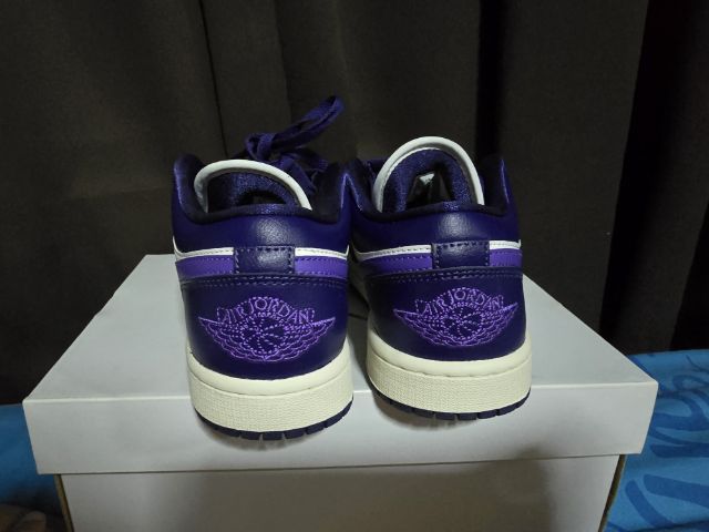 ขาย nike jordan