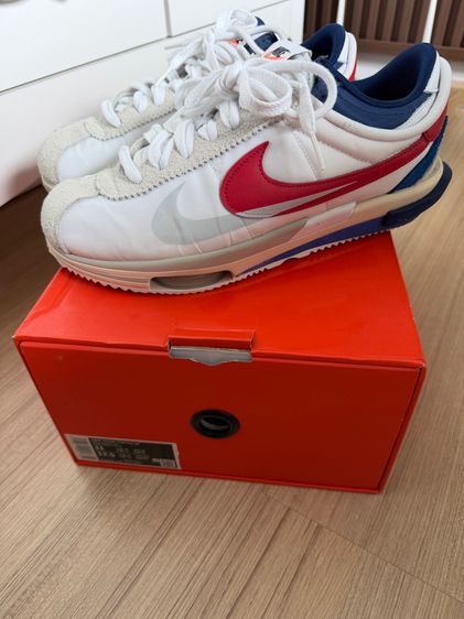รองเท้า Nike Zoom Cortez SP X sacai White University Red Blue
