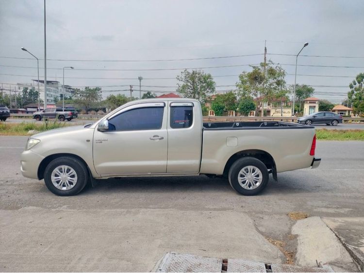 Toyota Hilux Vigo 2011 2.5 J Pickup ดีเซล ไม่ติดแก๊ส เกียร์ธรรมดา เทา รูปที่ 2
