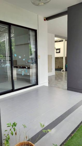 Ananda Development มีบางส่วน 2017 🏠 ขายบ้านแฝด 2 ชั้น สไตล์ Modern 💰 ราคา 3.79 ล้านบาท (เจ้าของขายเอง) รูปที่ 4