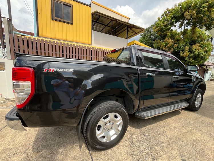 รถ Ford Ranger 2.2 Hi-Rider XLT สี ดำ