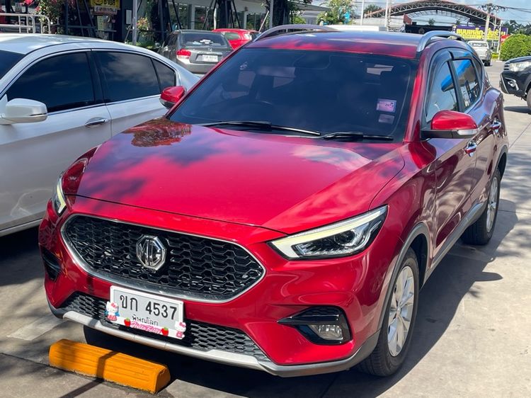 รถ MG ZS 1.5 D+ สี แดง
