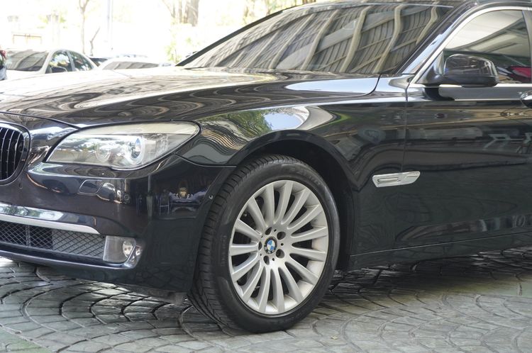BMW Series 7 2010 740Li Sedan เบนซิน ไม่ติดแก๊ส เกียร์อัตโนมัติ ดำ รูปที่ 4