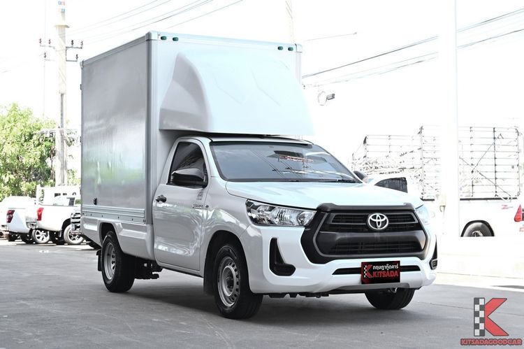 Toyota Hilux Revo 2022 2.4 Entry Pickup ดีเซล ไม่ติดแก๊ส เกียร์ธรรมดา ขาว