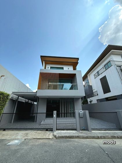 ขายบ้านเดี่ยว 3 ชั้น ใกล้สวนหลวง ร.9 รูปที่ 2