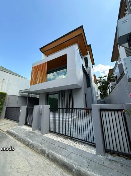 ขายบ้านเดี่ยว 3 ชั้น ใกล้สวนหลวง ร.9 รูปที่ 3